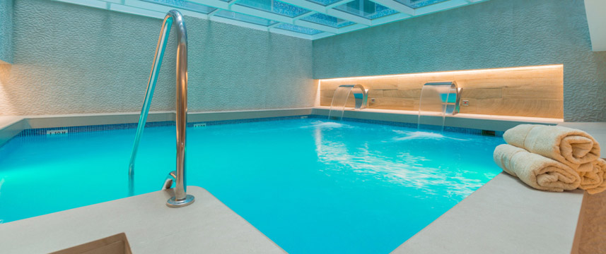 Salles Hotel  Pere IV Pool Area